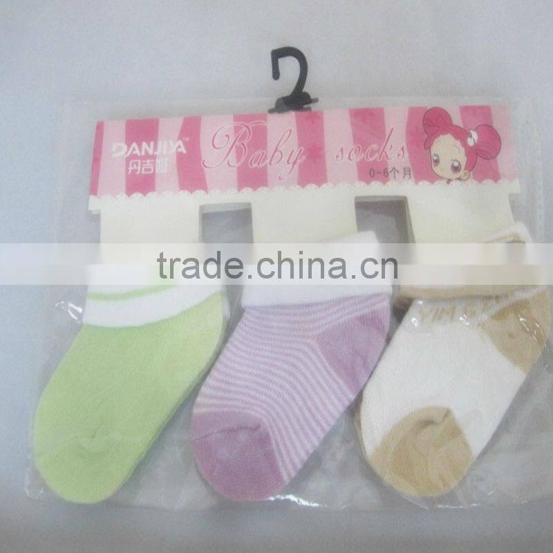 New design novelty baby socks wholesale/floor baby socks baby home socks