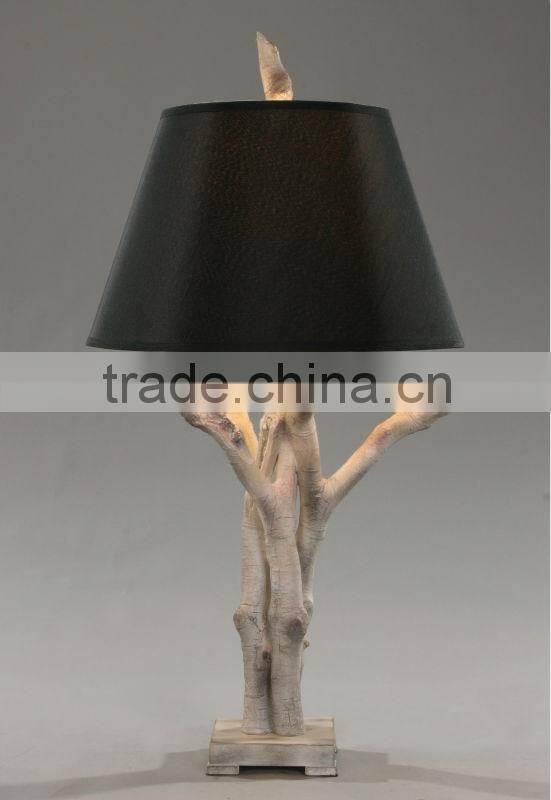 2015 Art decorative lighting polyresin table lamp/light with UL