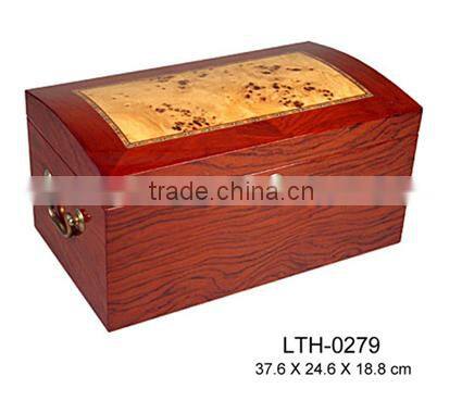 Antique wooden cigar boxes High Gloss finish cigar humidor
