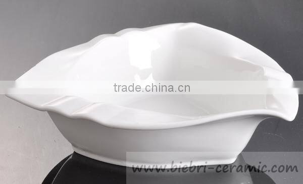 Plain White Color Triangle Pasta Cereal Serving Porcelain Bowls For Hotel And Restaurant