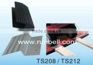 Loading Ramp Top and Bottom Kit Aluminum Natural Fits 2 in. x 8 in. Board Pair