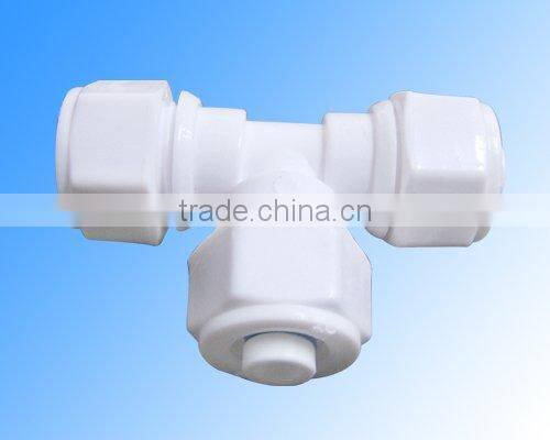 sell plastic pipe fitting