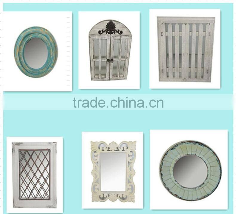 Hanging decorative wall mirror
