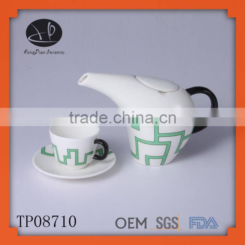 2012 New design porcelain mini teapots