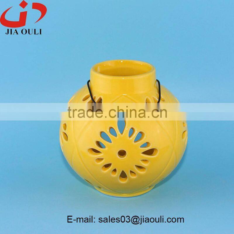 New deisgn home decoration yellow ceramic hurricane lamp, lantern
