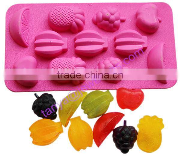 Food grade banana shaped Silicone ice cube tray