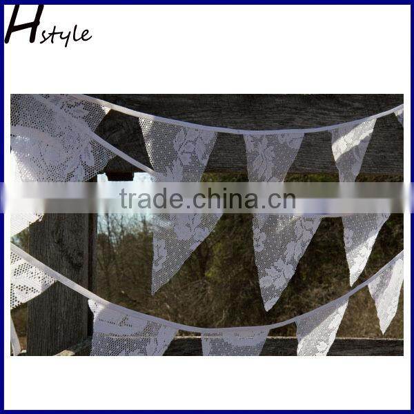Triangle White Lace Bunting Flags PLA012