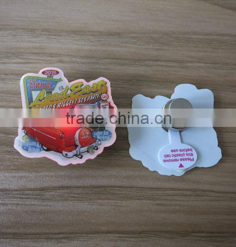 2016 cheap Butterfly shaped lapel pin, LED blinking light badges