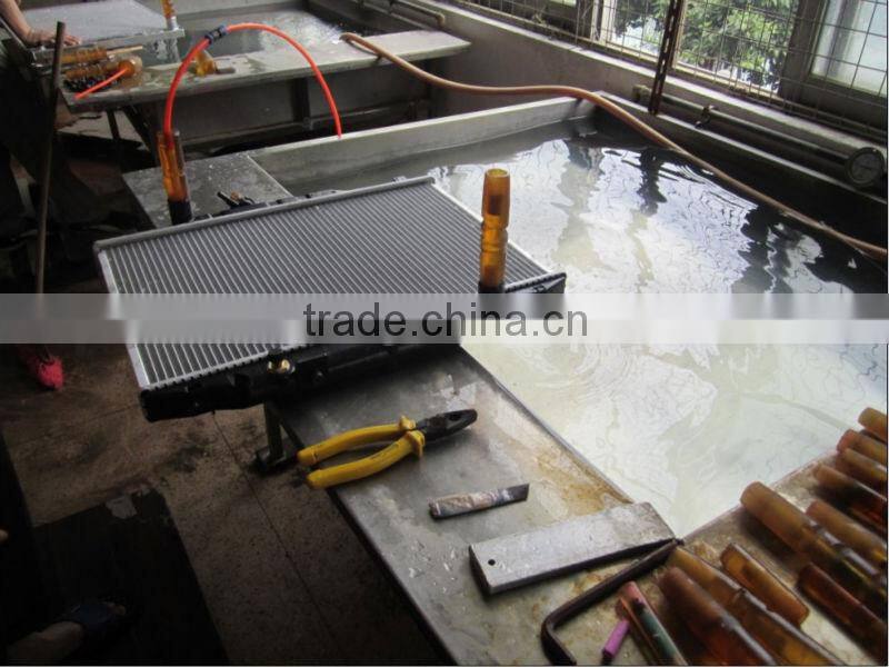 Plastic radiator tank use for Ford MONDE01.6/2.0(OEM 1142808/1S7H8005AD/11)