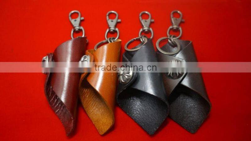 Fashionable diamond shape real leather key holder protection metal cross interlocked carabiner keychain