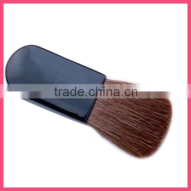 mini blush brush