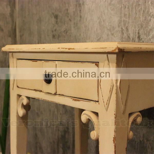 Antique Bedside Tables With Swedish Furniture Design - Signe