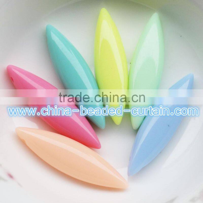 Popular 6*8*22MM Solid Colour Acrylic Horse Eye Beads Leaves Shaped Spacer Beads Necklace Design