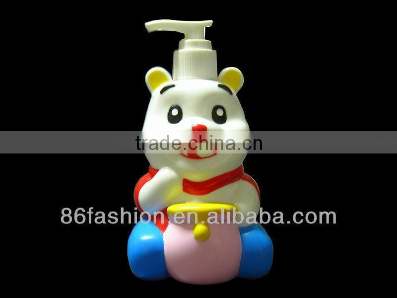 cute cartoon shower bottle,bear shaped shower bottle