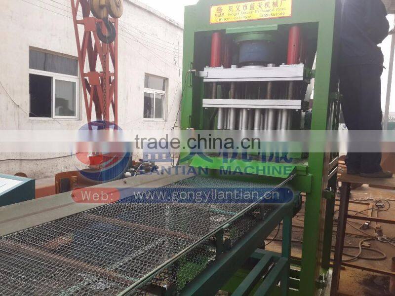 Factory direct high density CE approved BBQ charcoal machine