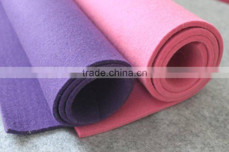 Wool carpet felt