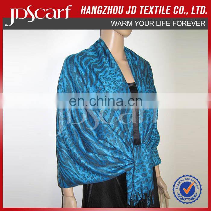 Alibaba supply hot sale special offer vintage scarf