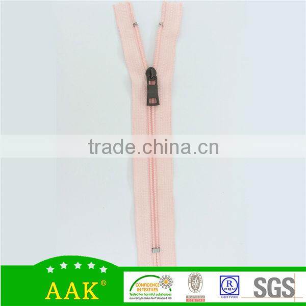3# high quality nylon zipper with zip slider with black nickel puller A-09-23