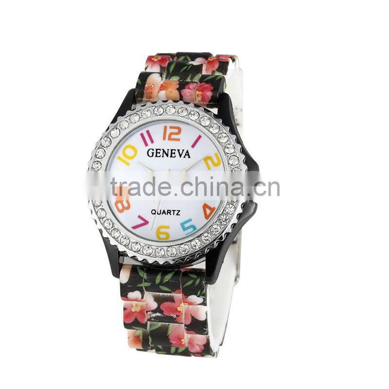 hotsell 2013 trendy women watches 10 colors