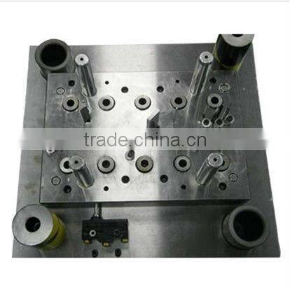 punching press progressive die