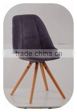 morden Design PP Plastic Upholstered Dining Chair with Wooden Legs