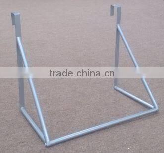 Yulong Metal Silver Epoxy Over the Door Valet with Hanging Bar