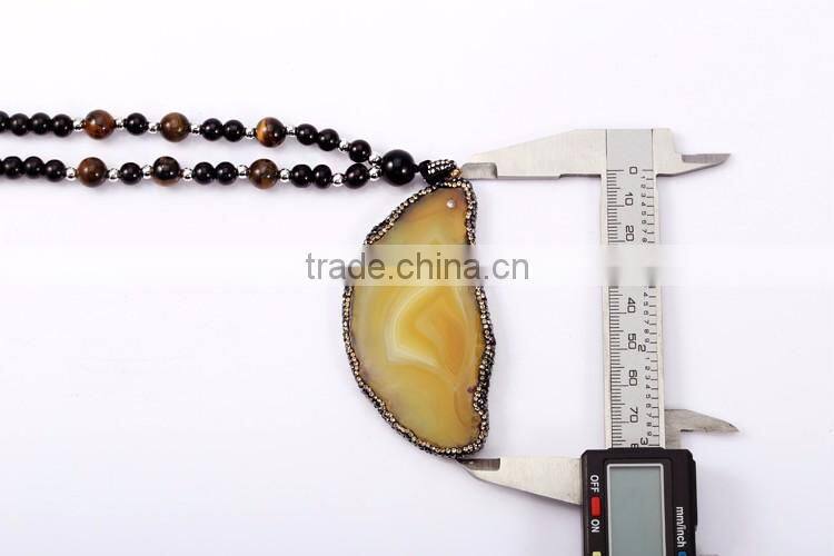 Fashionable yellow agate pendant vintage design necklace in great demand