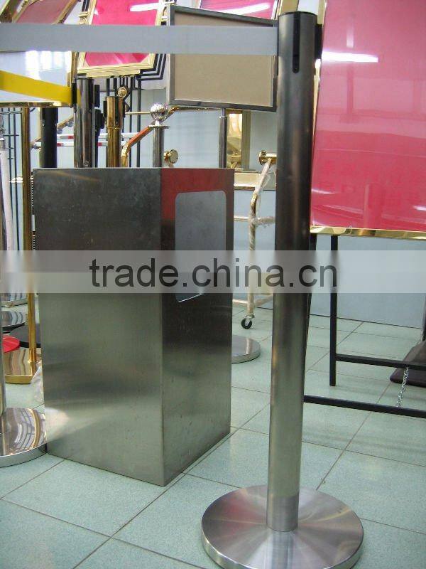 Retractable belt stanchions Retractable belt barriers supplier