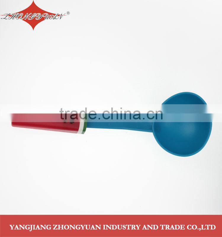 Kitchen accessory nylon kitchen utensil set with handle