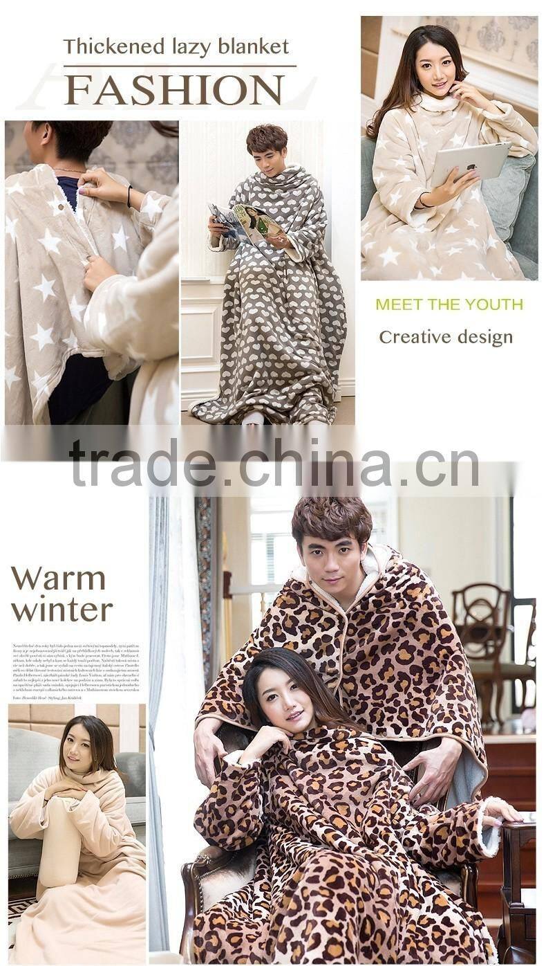 Solid color blanket with sleeves small fleece blanket