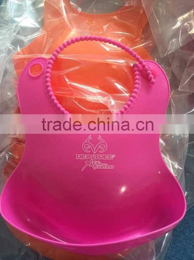 Best selling new baby products Silicone/TPE baby bibs for free samples baby bib manufacturer