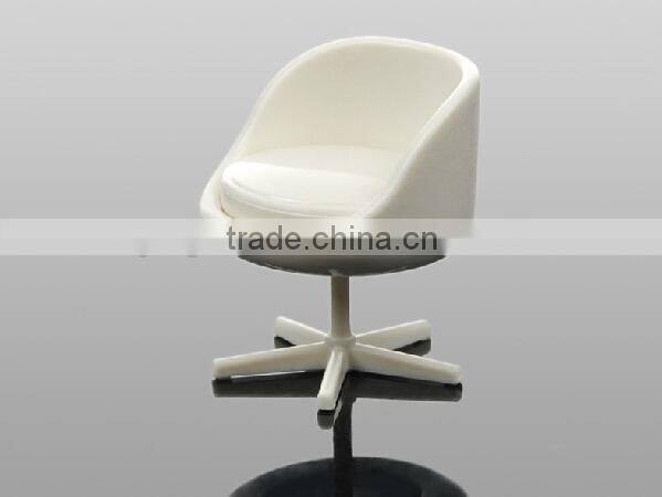 1/25 scale white plastic chair for architecture maker