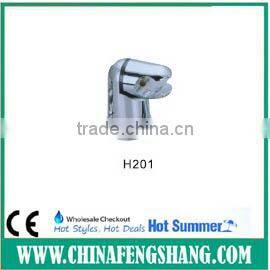2014 Taizhou shower head wall bracket