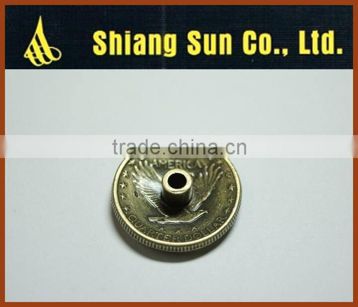 Fashionable formal styling leather fancy flower conchos