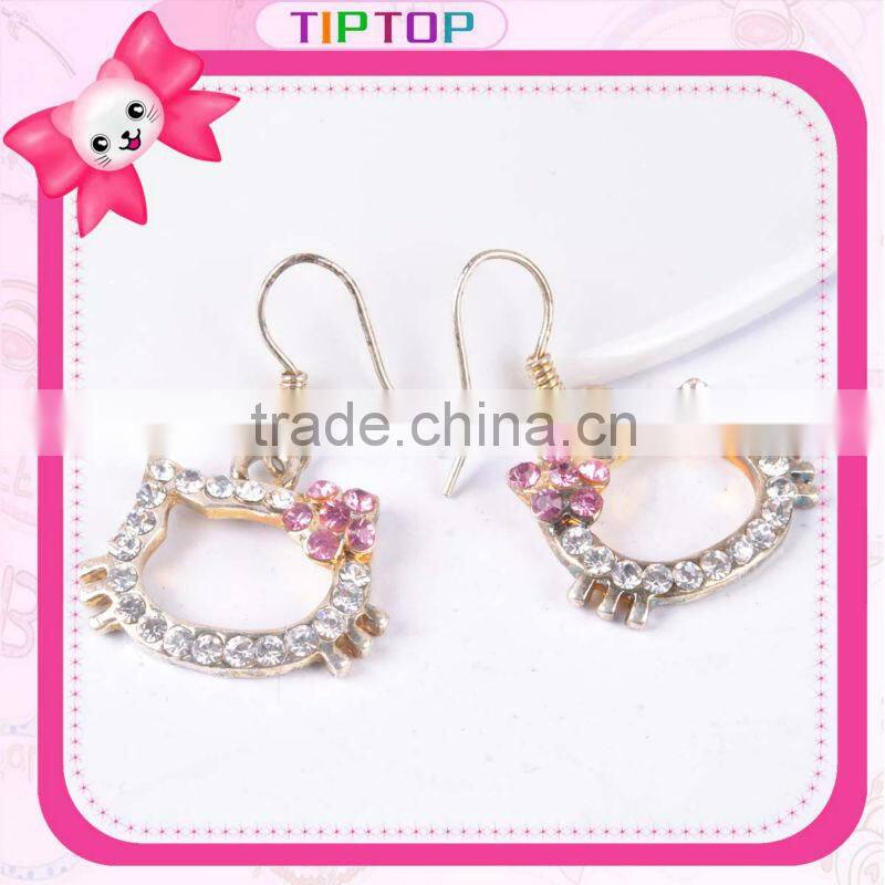 Lovely hello kitty earrings for girls