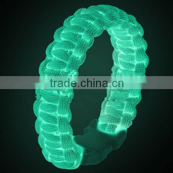 HOT SALES handwoven survival bracelet glow in the dark plastic buckle paracute bracelet ZTDR-20140326002