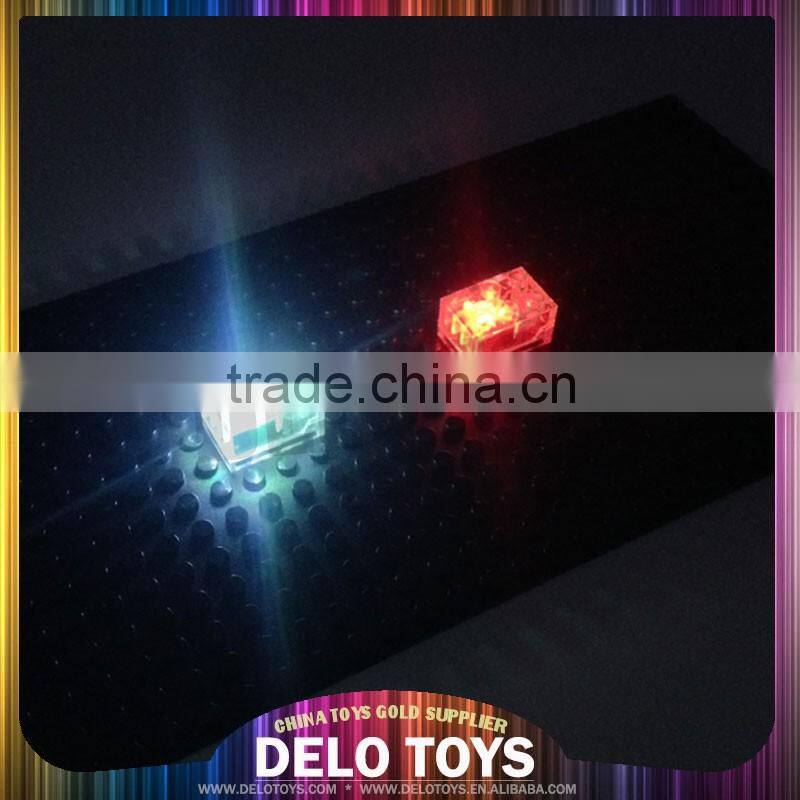 Plastic building blocks accessory OEM toys special blocks glowing in dark DE00058
