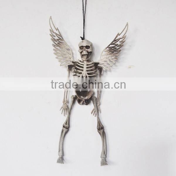 40cm plastic skeleton with wings assorted color