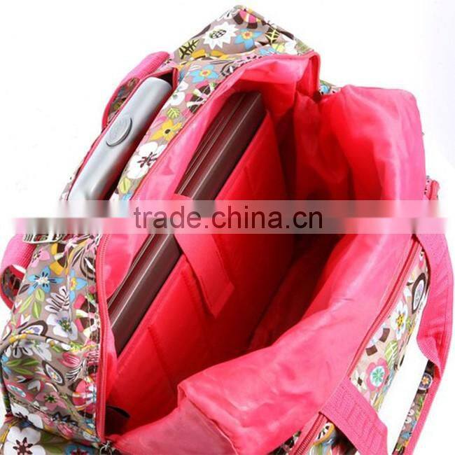Deluxe fashion rolling import luggage