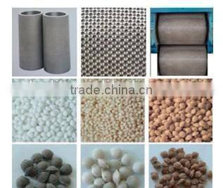 Animal feed double roller granulator for making feed balls