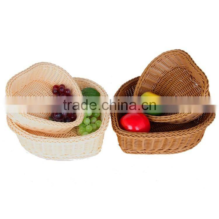 S&D Handmade poly rattan washable wicker durable heart shape empty storage basket for fruit vegetables gift and flower