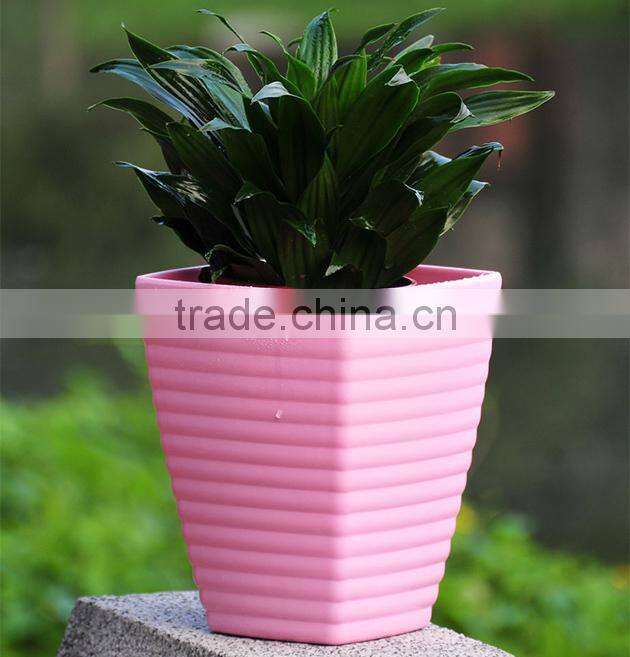 Home decor bright colored plastic balcony flower pots