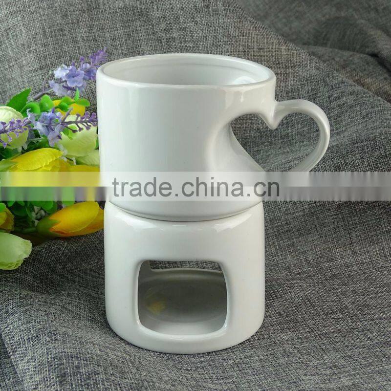 Wholesale white ceramic candle holder, cheap glazed ceramic mug with holder in stock