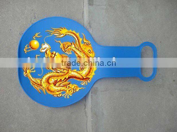 Cartoon embossed kids snow glider/plastic snow sled/snow sledge/Kids snow skis