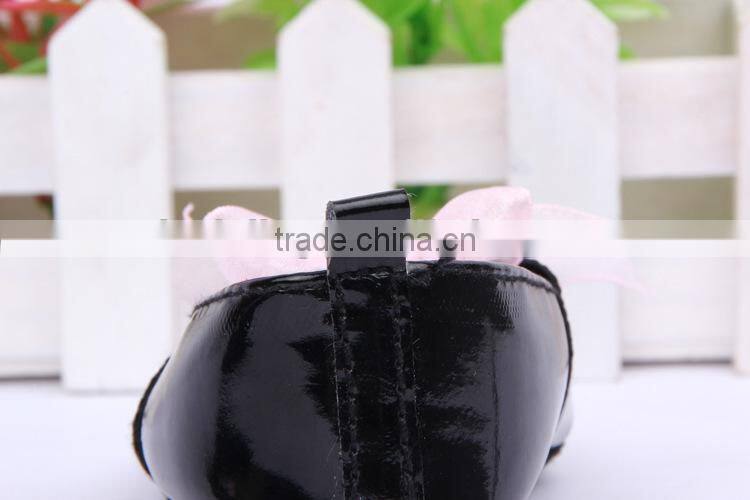 new baby leather shoe cheap wholesale shoe in china girls princess leather shoes with pink ribbon