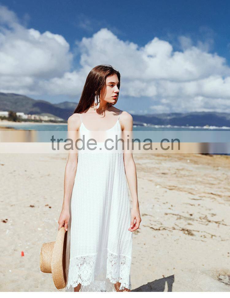 2017 new design high grade white lace stitching beach dress low-neck loose and comfortable sling elegant summer dress for women