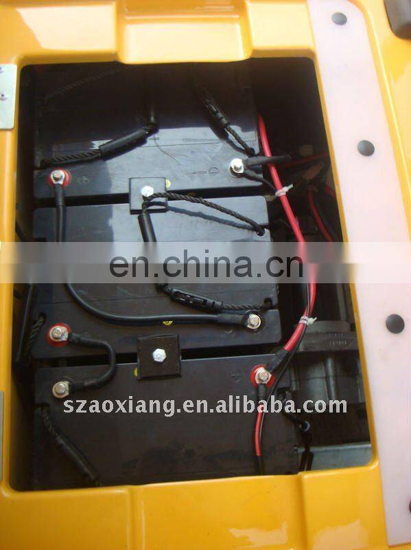 Single seat mini battery powered carts