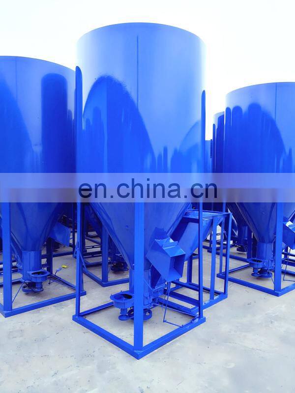 Electric Feed Mixer Corn Grinder Chicken Feed Mixing Machine