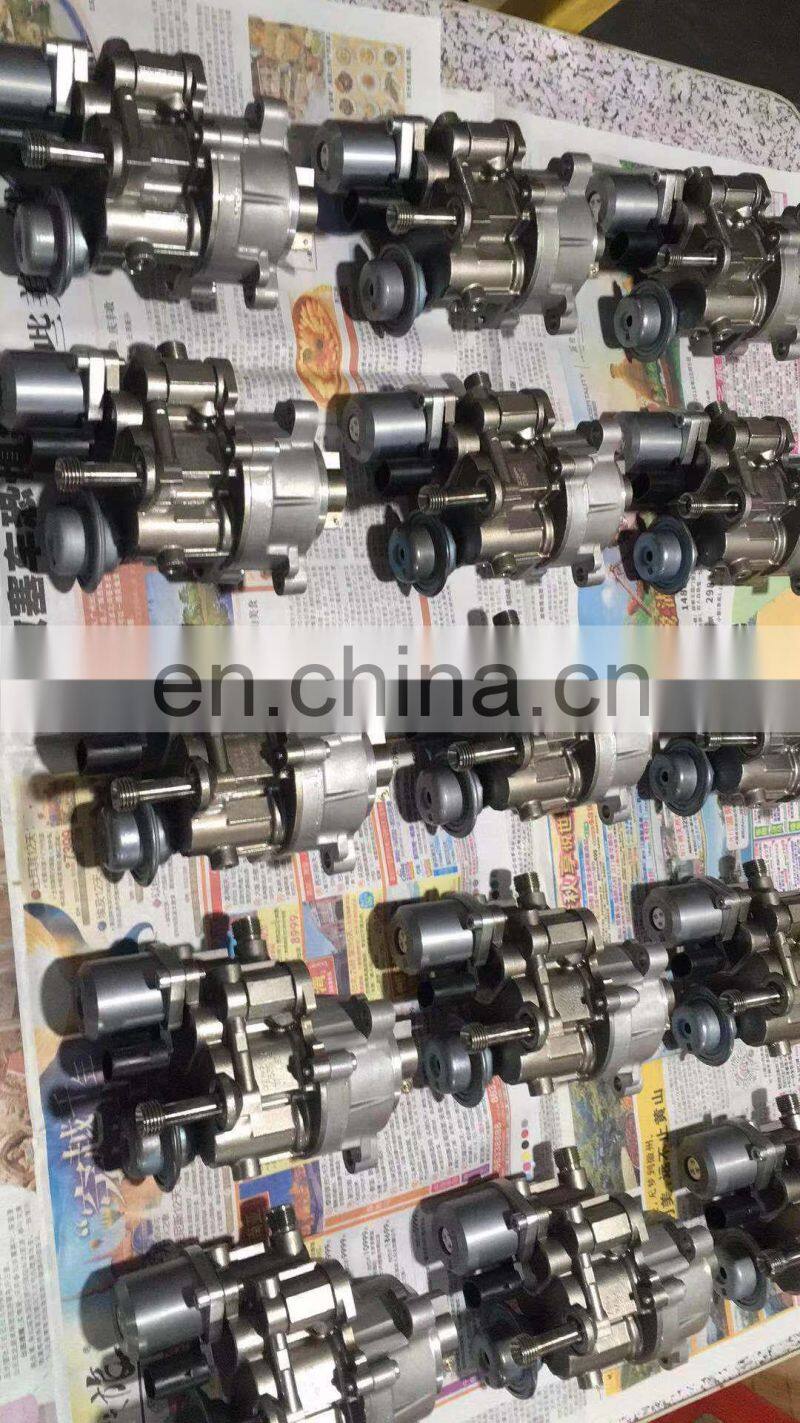13537537320 13517613933 13517594943 13517596123 13517616170 fuel pump for N52 N54 N55