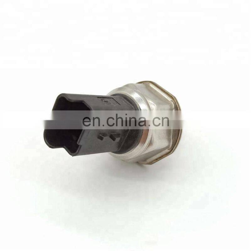 HOT Sale Automotive Fuel Pressure Sensor For Ford Focus 55PP06-03